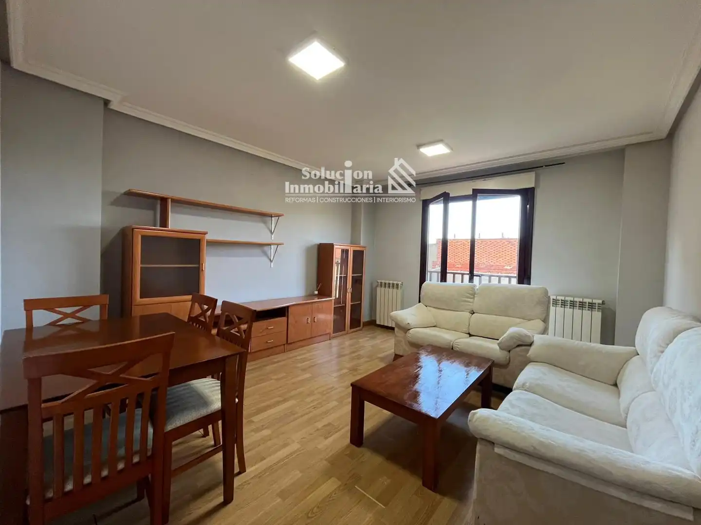 Sala de estar de Piso en venta en Salamanca con Calefacción, Terraza y Amueblado