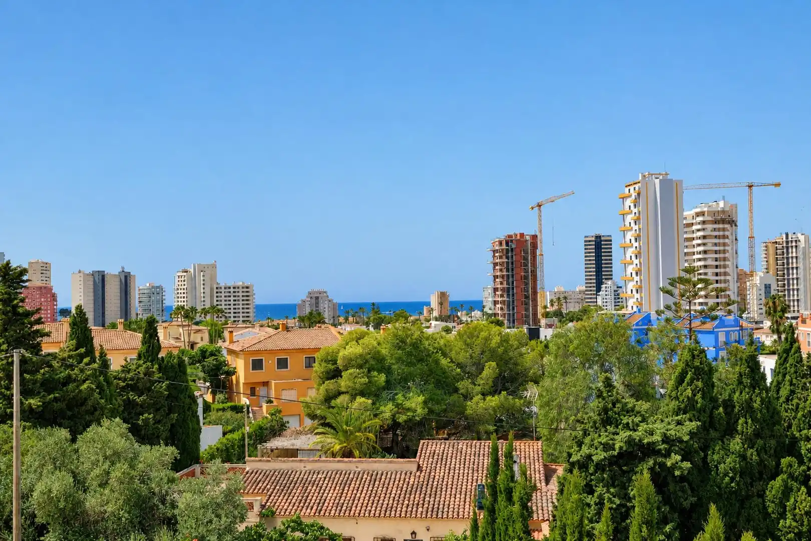 Chalet con piscina en venta en Marisol Park - Ortembach - Los Almendros, imagen 31