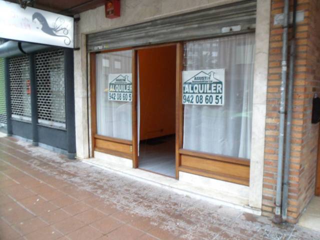 Local comercial en Alquiler en Avenida Cantabria en Nueva Ciudad