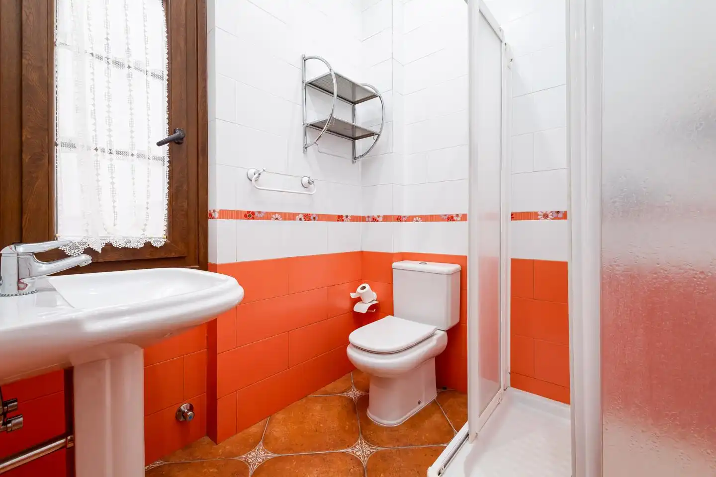 Baño de Planta baja en venta en Ardales con Amueblado