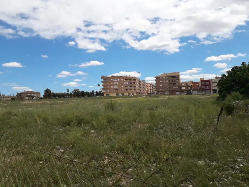 Wohnbaugrundstück zum Verkauf in Carrer del Vicari Camarena 37, imagen 2