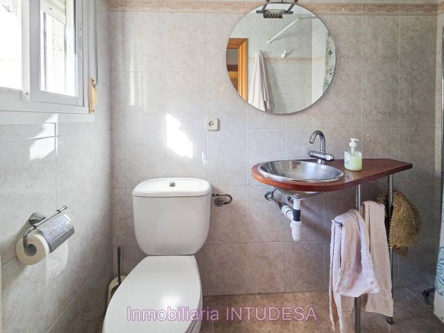 Casa-chalet en Venta en Moncayo en Lourdes