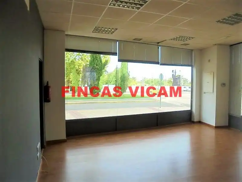 Local en venda en Huesca amb Aire condicionat, Calefacció i Parquet
