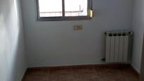 Bedroom of Flat for sale in  Madrid Capital