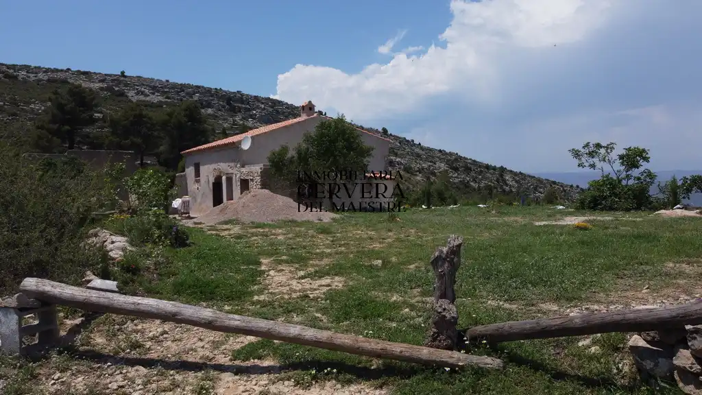 Finca rústica en venta en Albocàsser