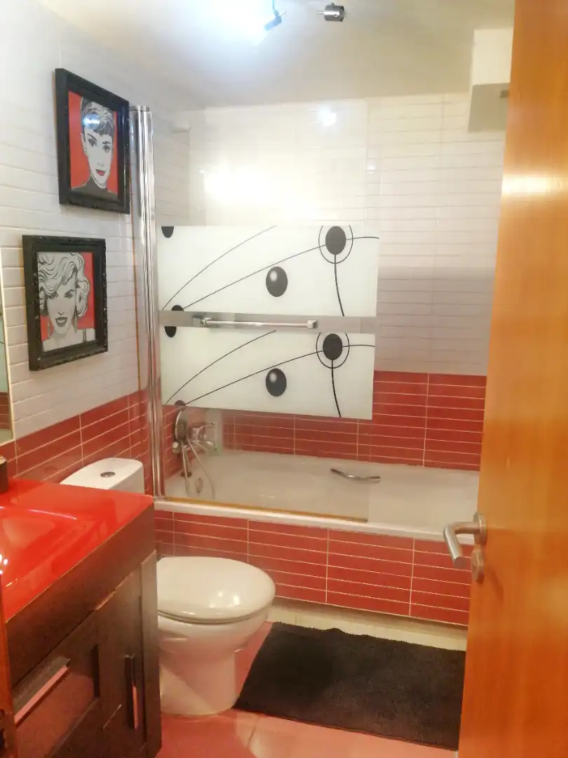 Bany de Dúplex en venda en Guadalajara amb Aire condicionat, Calefacció i Parquet