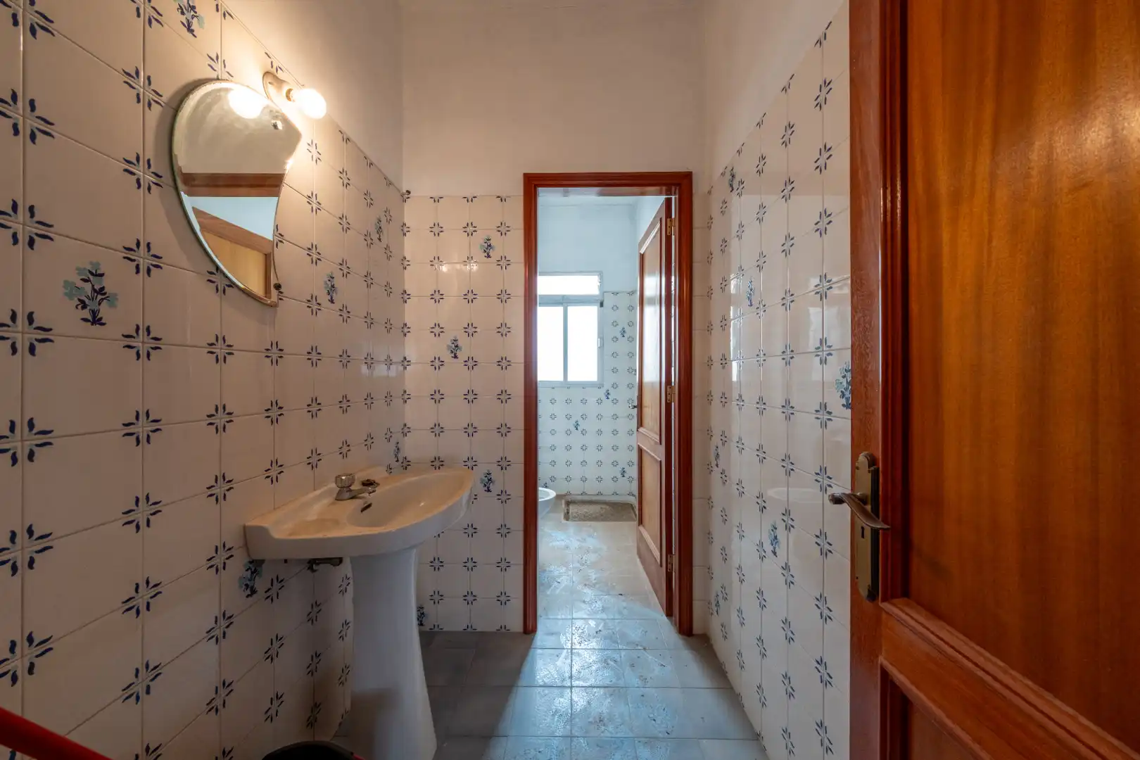 Bathroom of Buildings for sale in Gáldar