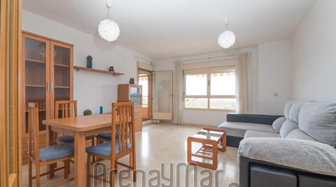 Photo 2 of Flat to rent in Avenida Médico Ricardo Ferre, 22, Paus - Poligono San Blas, Alicante / Alacant