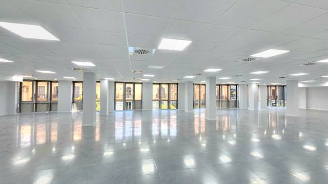 Oficina en Alquiler en Carrer de Còrsega en Dreta de l'Eixample