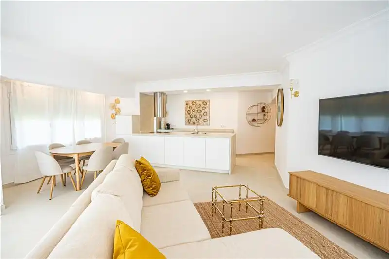 Living room of Flat for rent in  Palma de Mallorca  with Air Conditioner, Furnished and Balcony