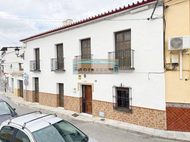 Casa adosada en Venta en Calle Concepción en Cártama
