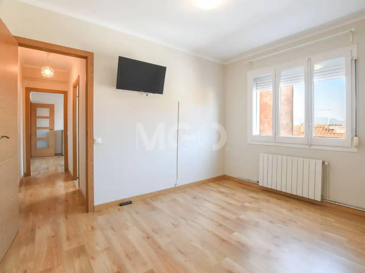 Habitación de Piso en venta en Sant Hipòlit de Voltregà con Calefacción, Parquet y Balcón