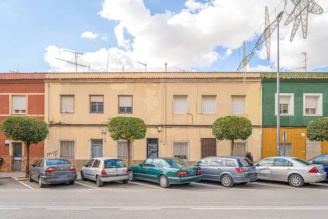 Piso en Venta en Av de Madrid en Petrer