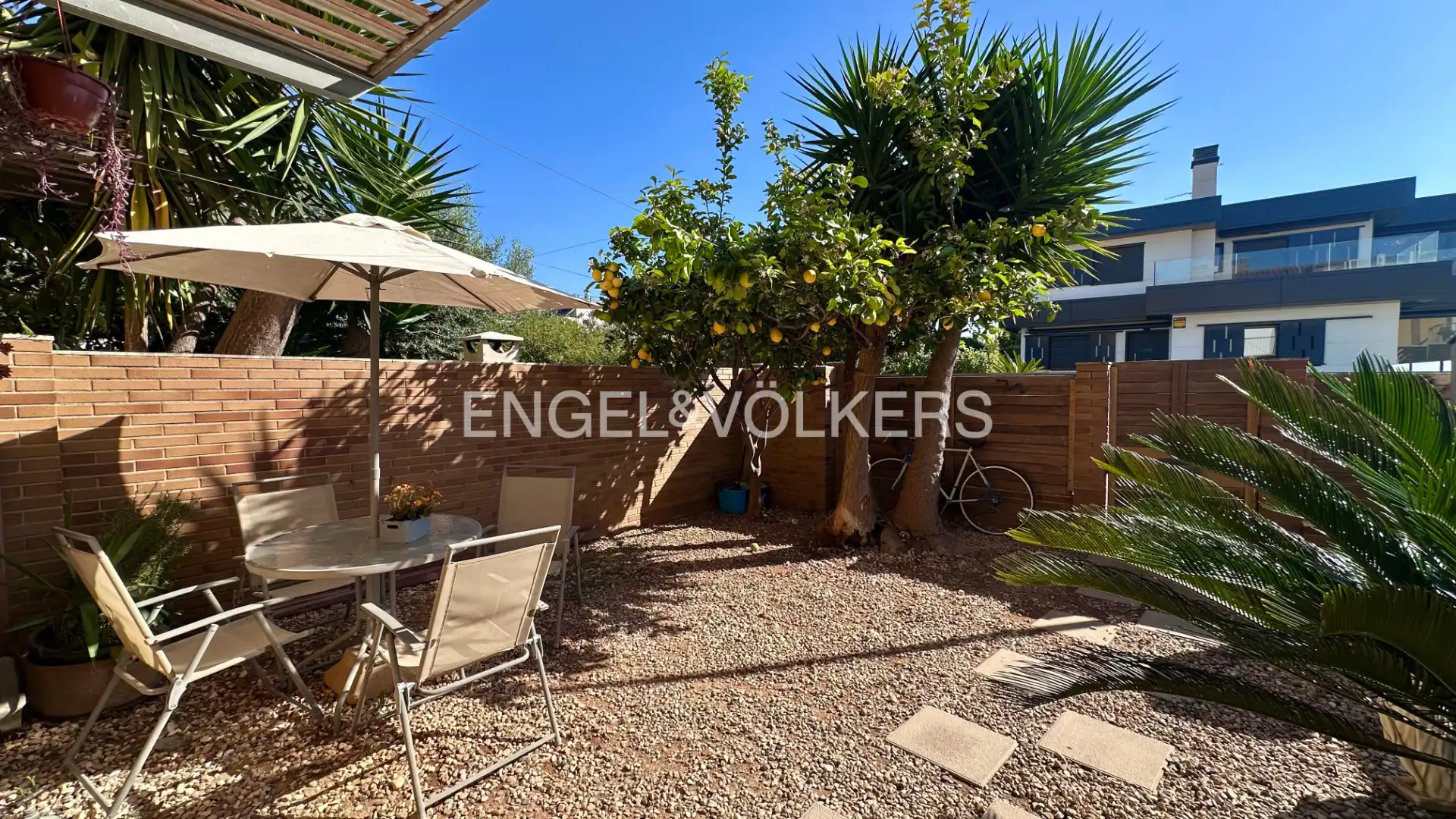 Adosado con terraza en venta en Carrer Berna 35, imagen 40