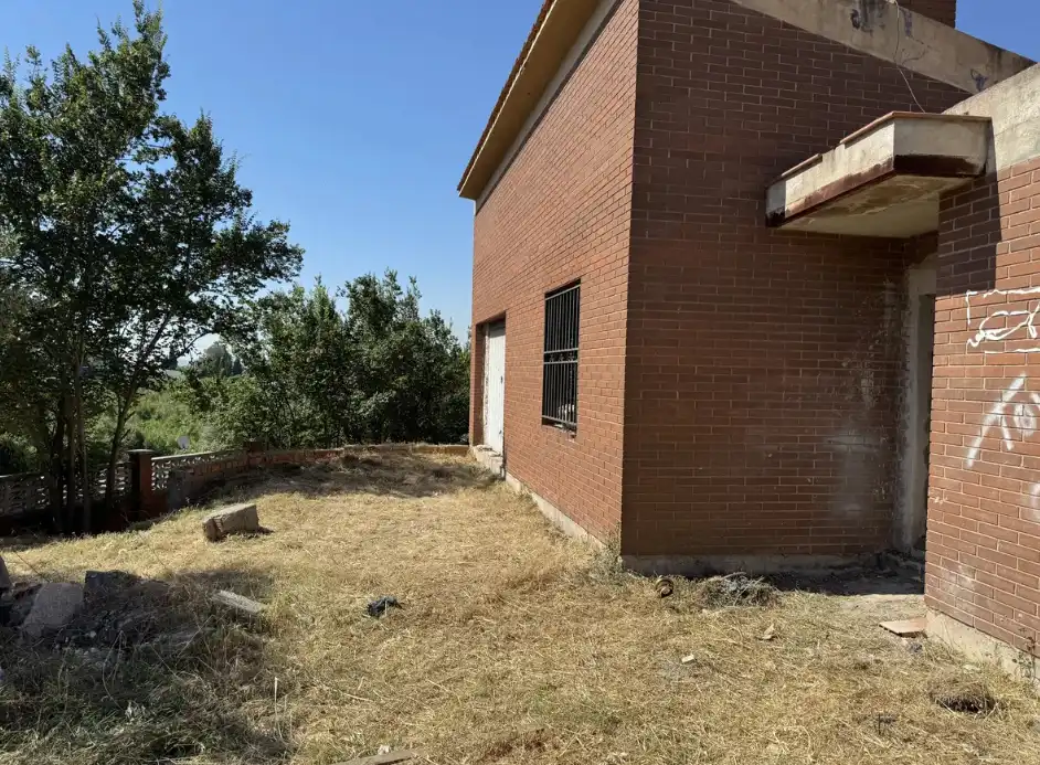 Chalet con jardín en venta en Carrer del Parc 63, imagen 3