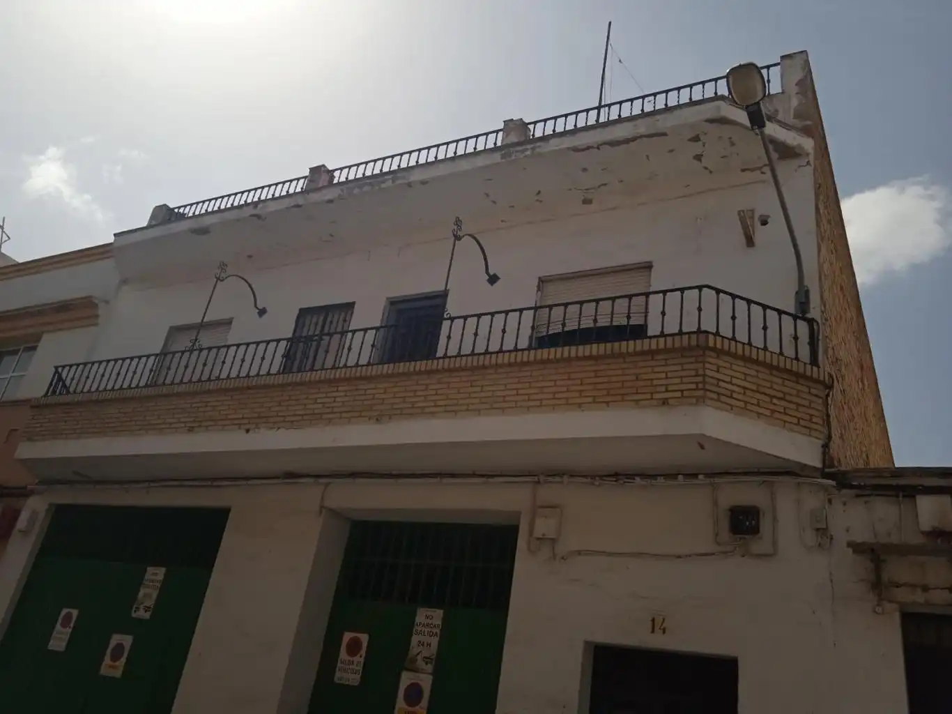 Exterior view of Flat for sale in Sevilla