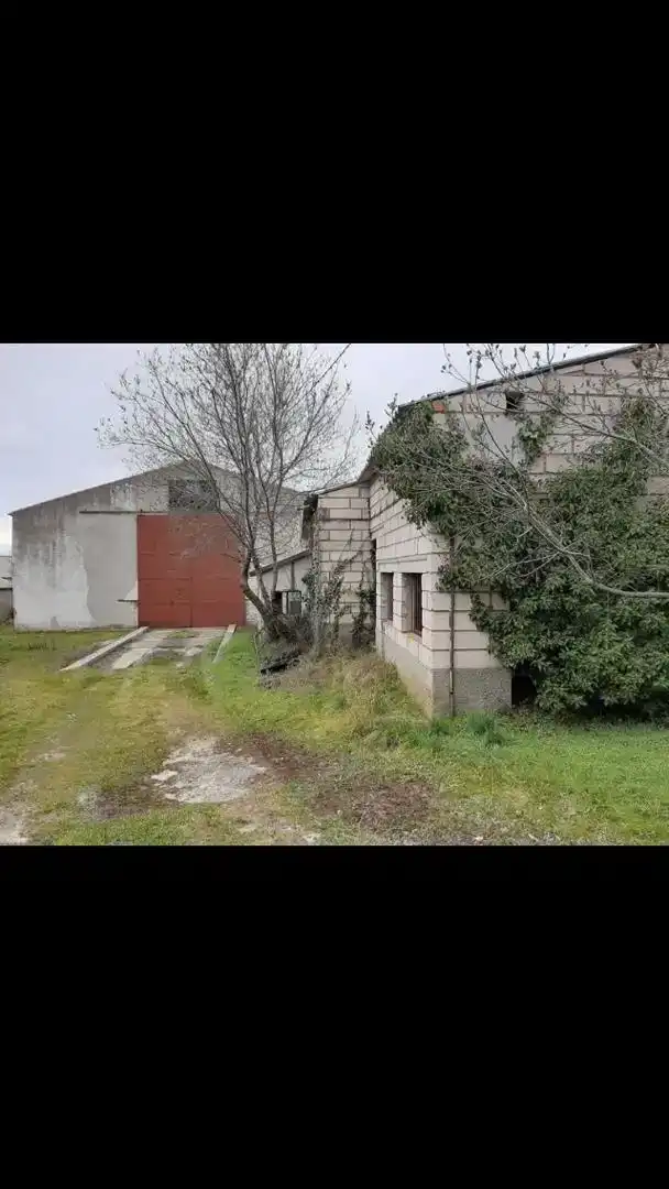 Fabrikhallen zum Verkauf in Bustarviejo