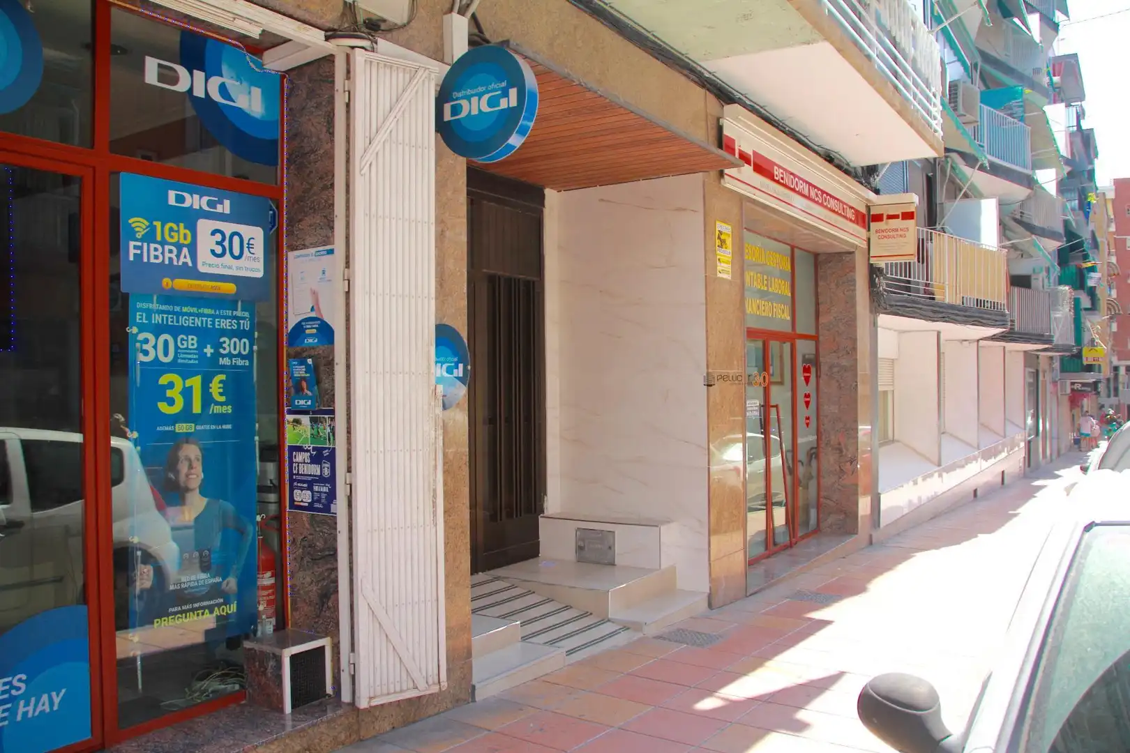 Commercial properties for sale in Benidorm  with Air Conditioner