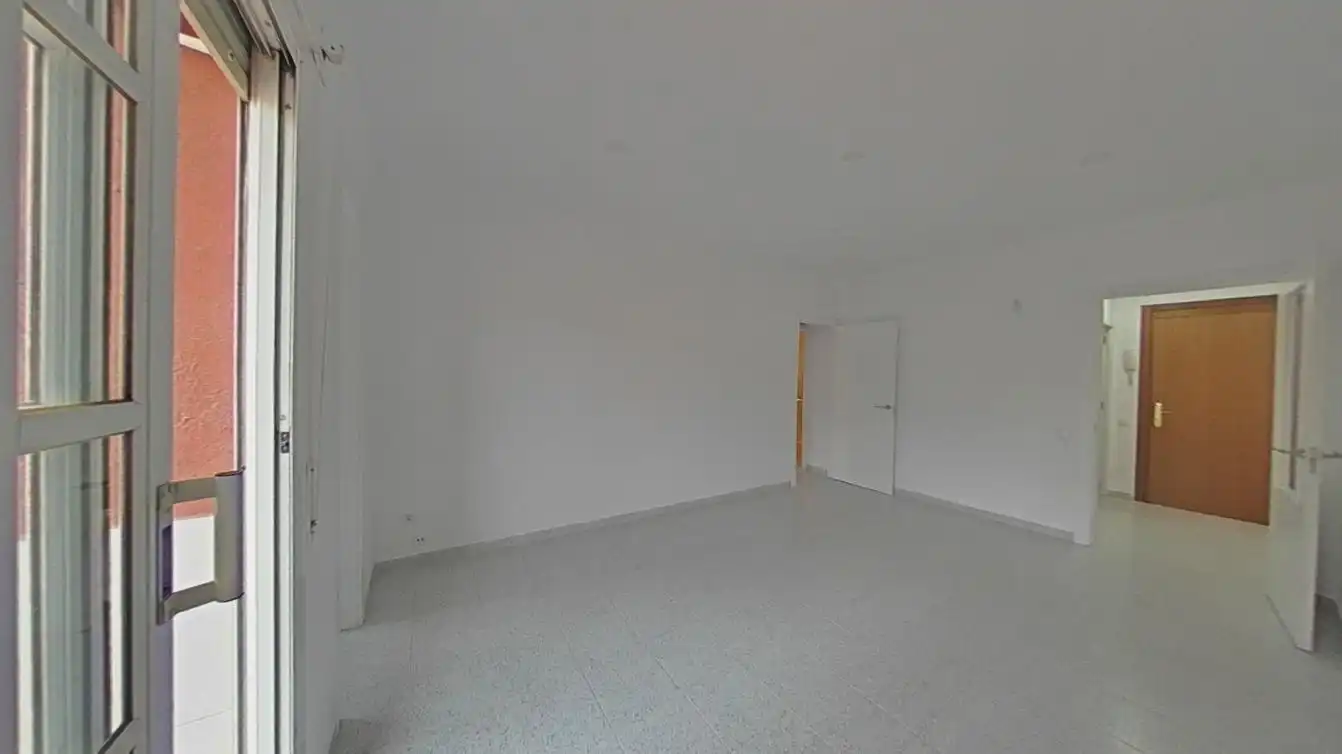 Piso en venta en Sant Boi de Llobregat con Balcón