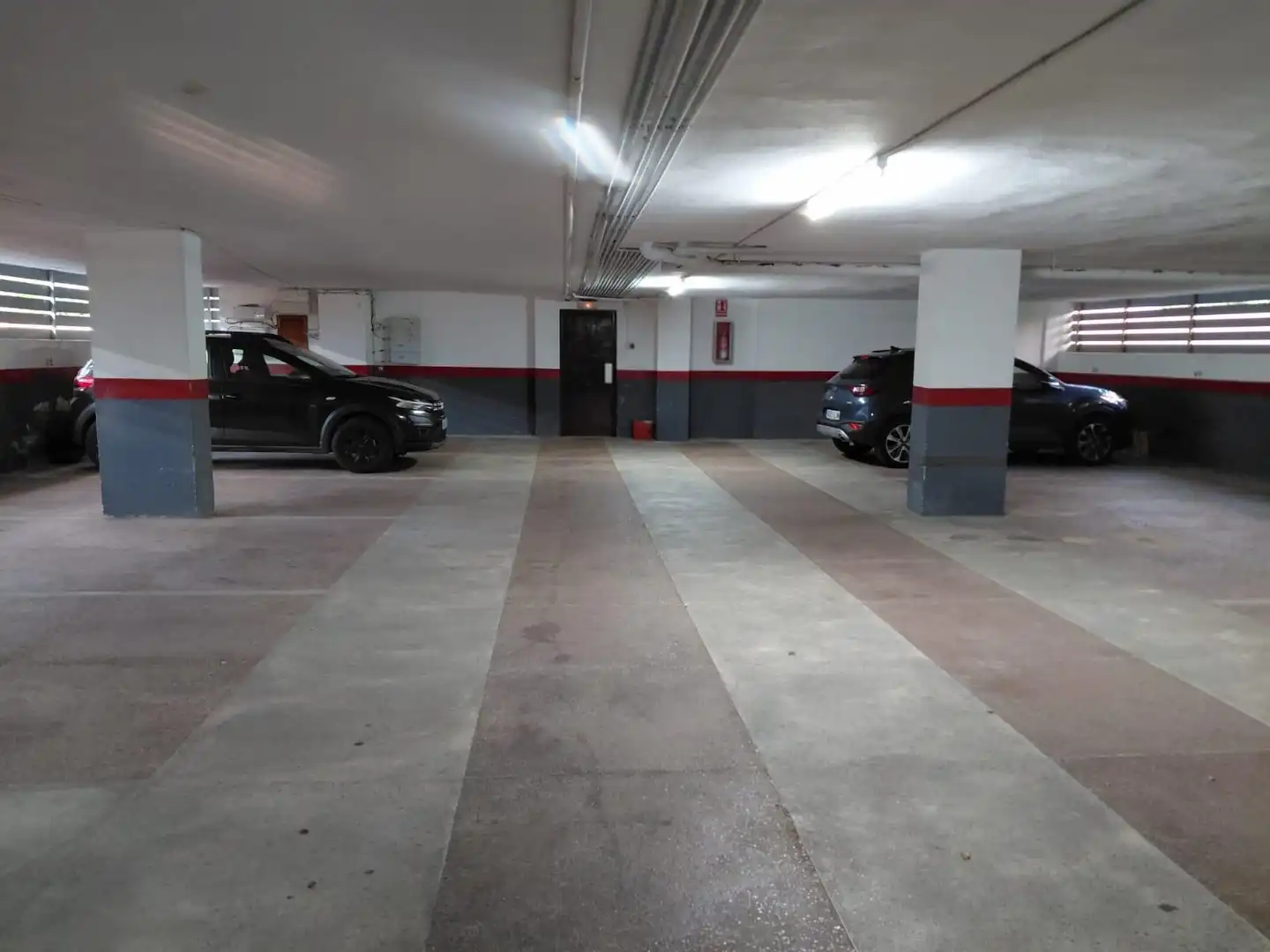 Aparcament de Pis en venda en Fuengirola amb Aire condicionat, Moblat i Balcó