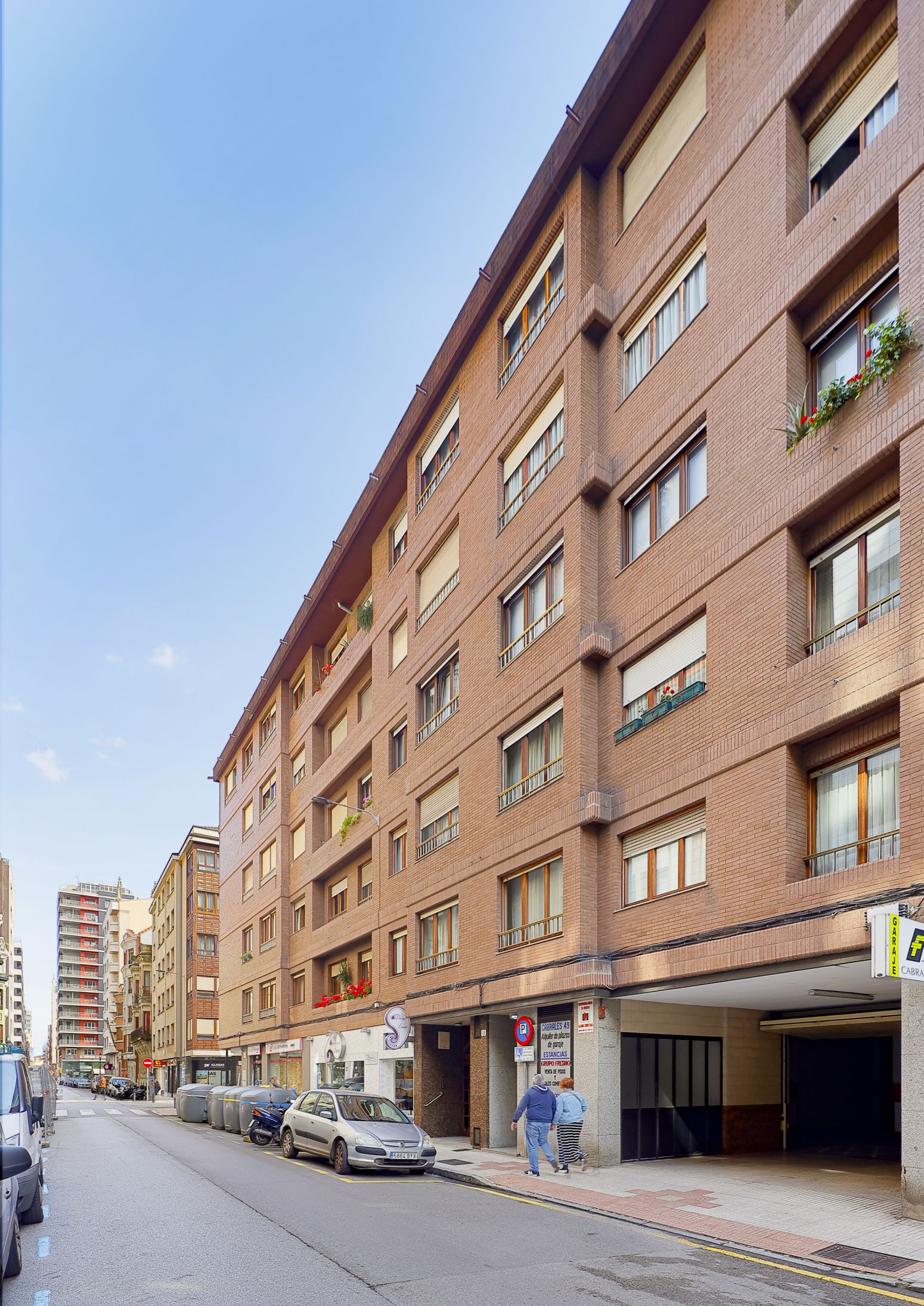 Vista exterior de Piso en venta en Gijón  con Calefacción, Parquet y Terraza