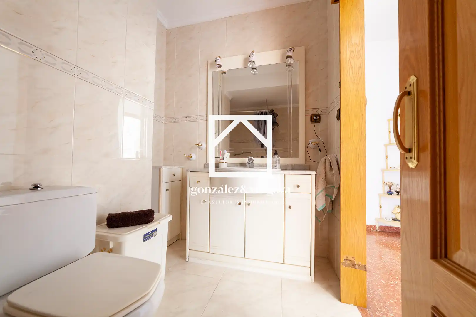 Baño de Piso en venta en Valencia con Balcón