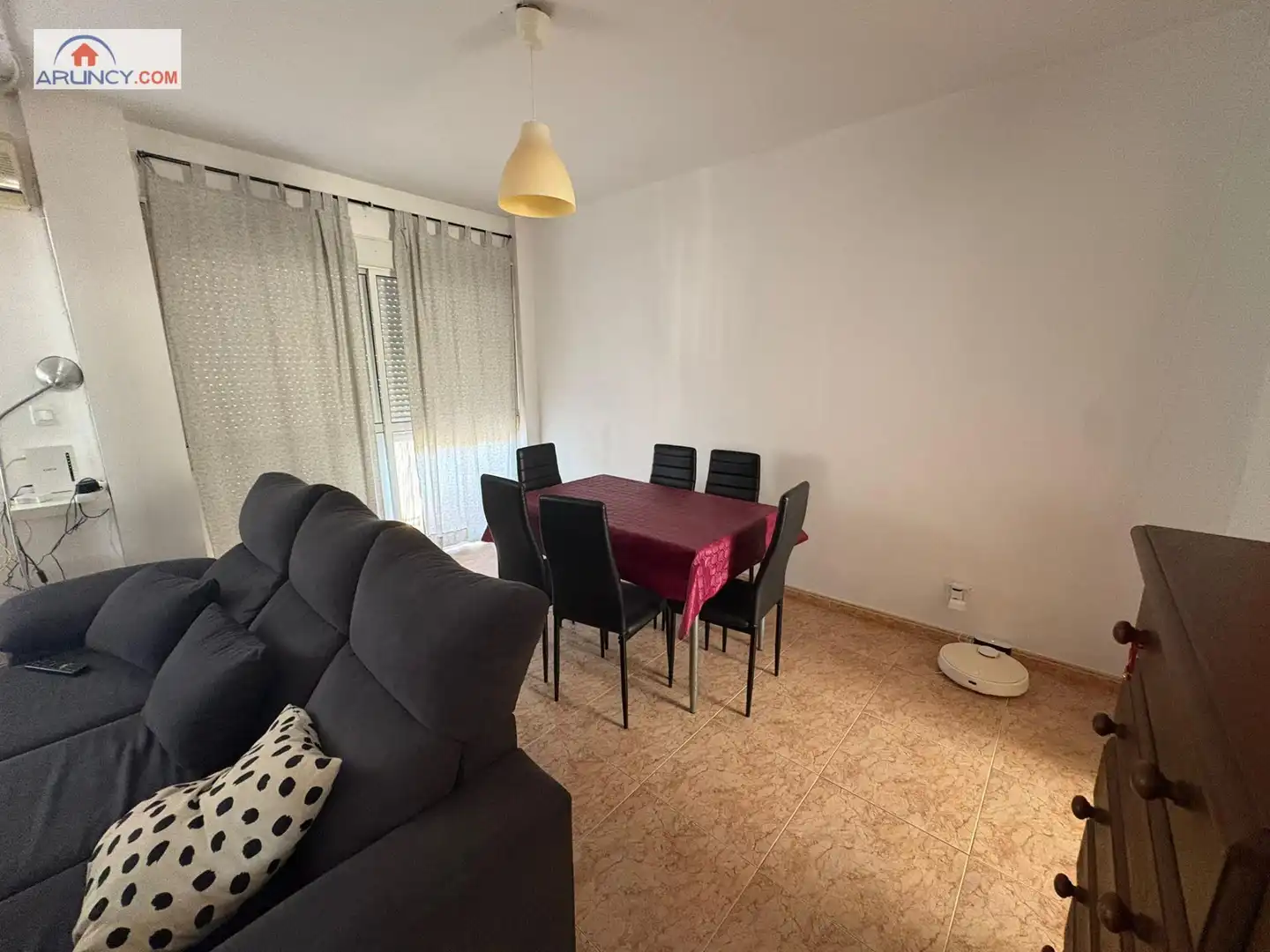 Sala d'estar de Pis de lloguer en Sevilla amb Aire condicionat, Calefacció i Moblat