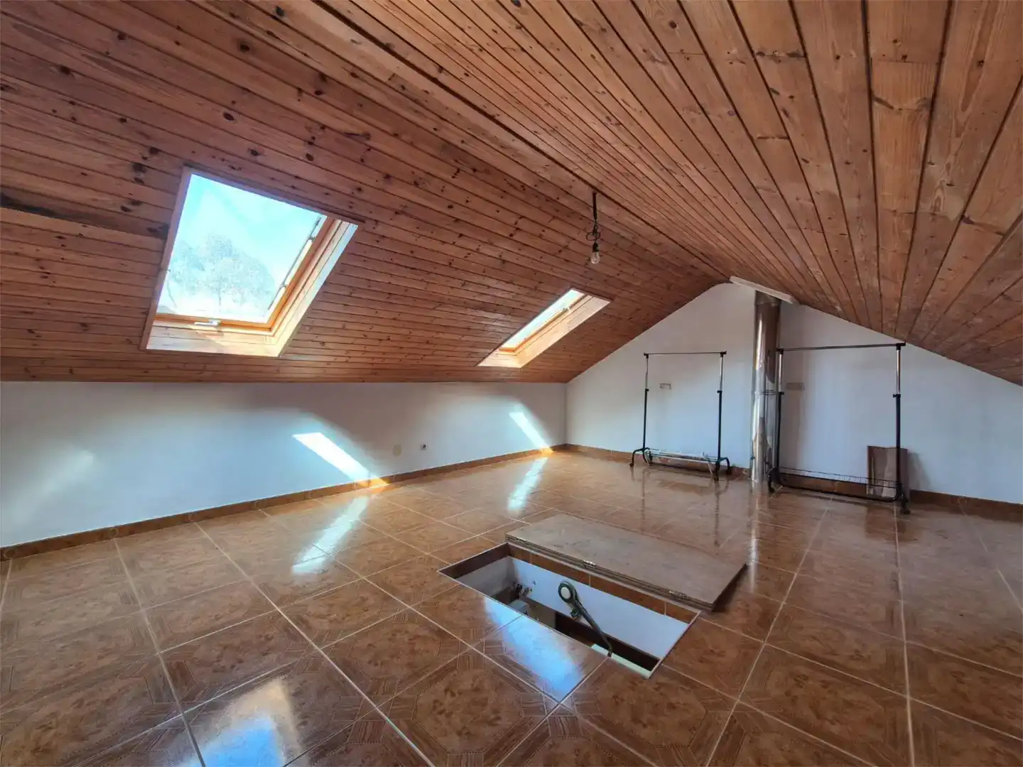 Casa adosada en venta en Oviedo  con Parquet y Balcón
