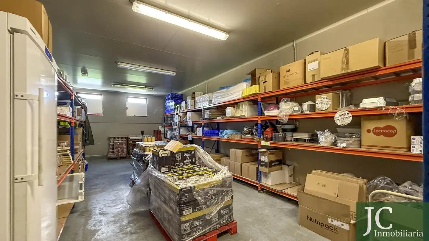 Nave industrial en venta en Guriezo