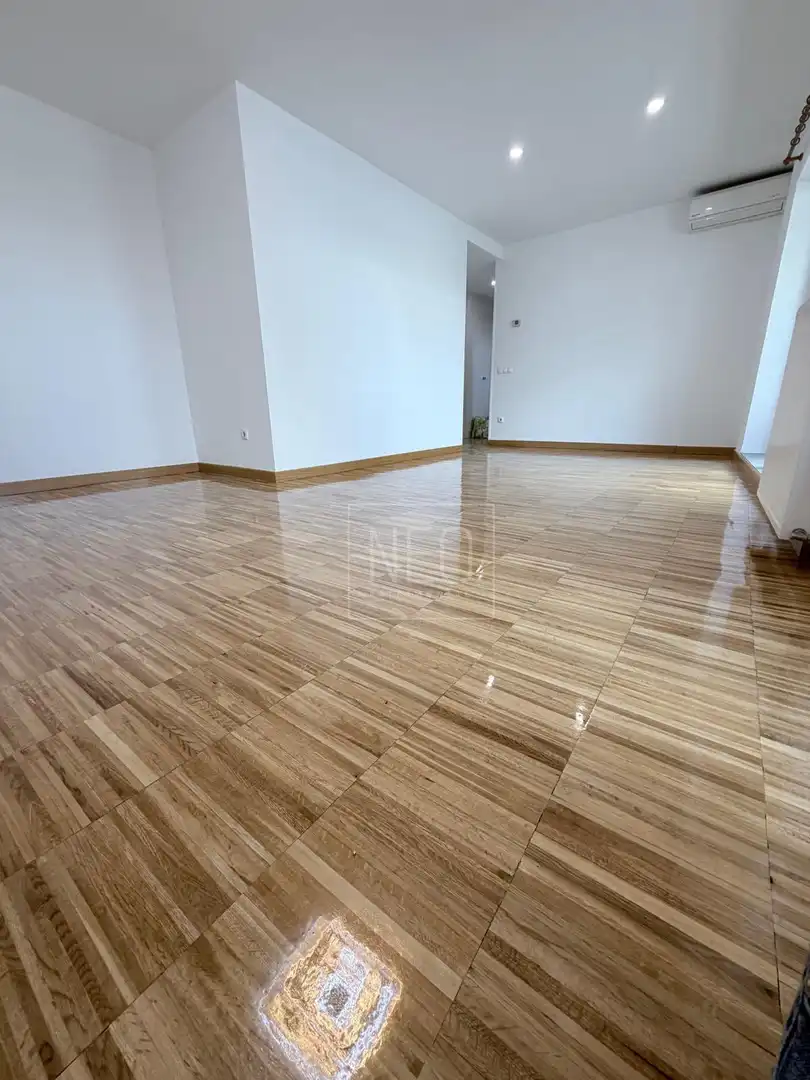 Sala d'estar de Pis en venda en Madrid amb Aire condicionat, Calefacció i Parquet