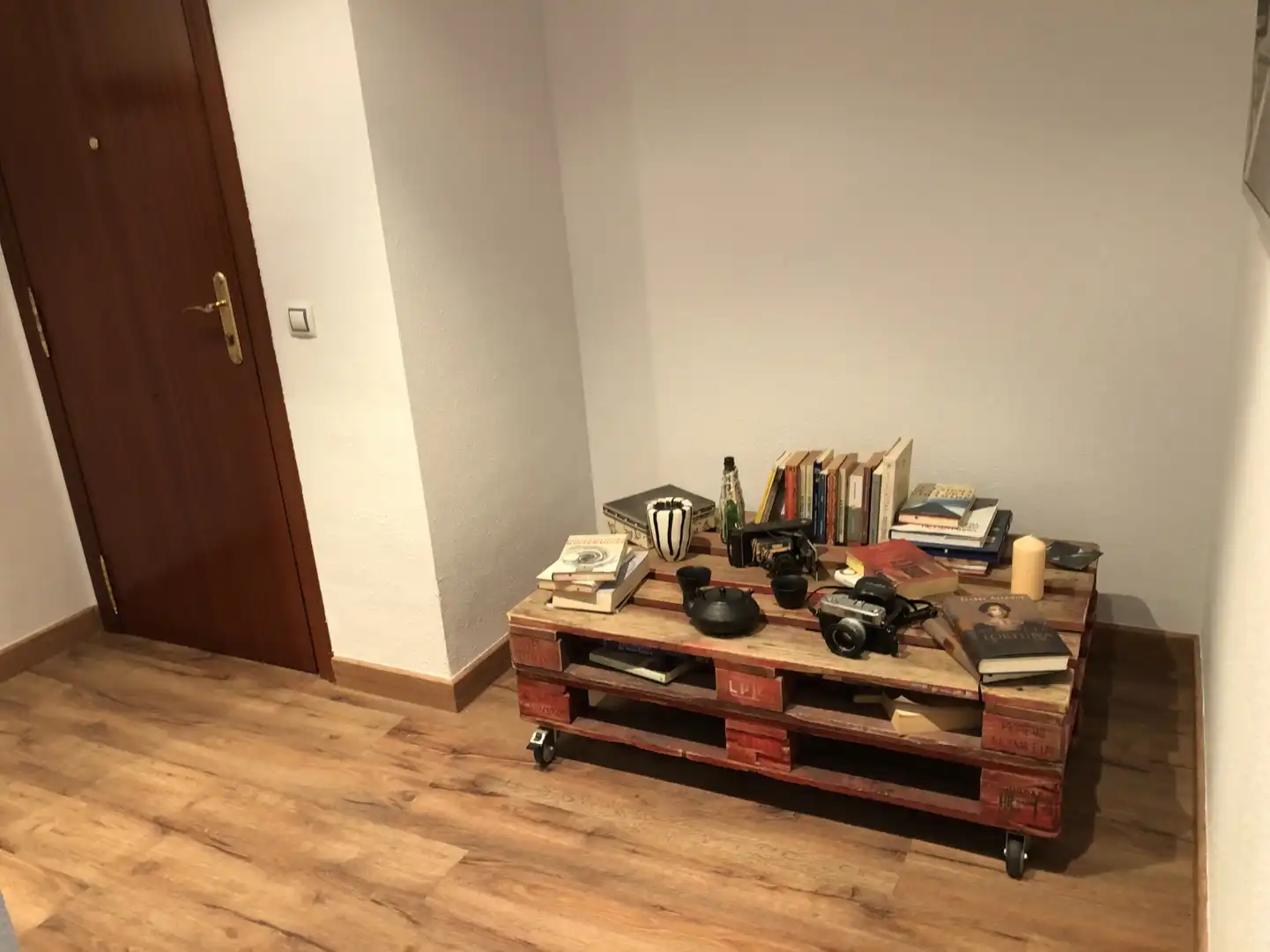 Living room of Flat for sale in Oviedo   with Heating, Parquet flooring and Storage room