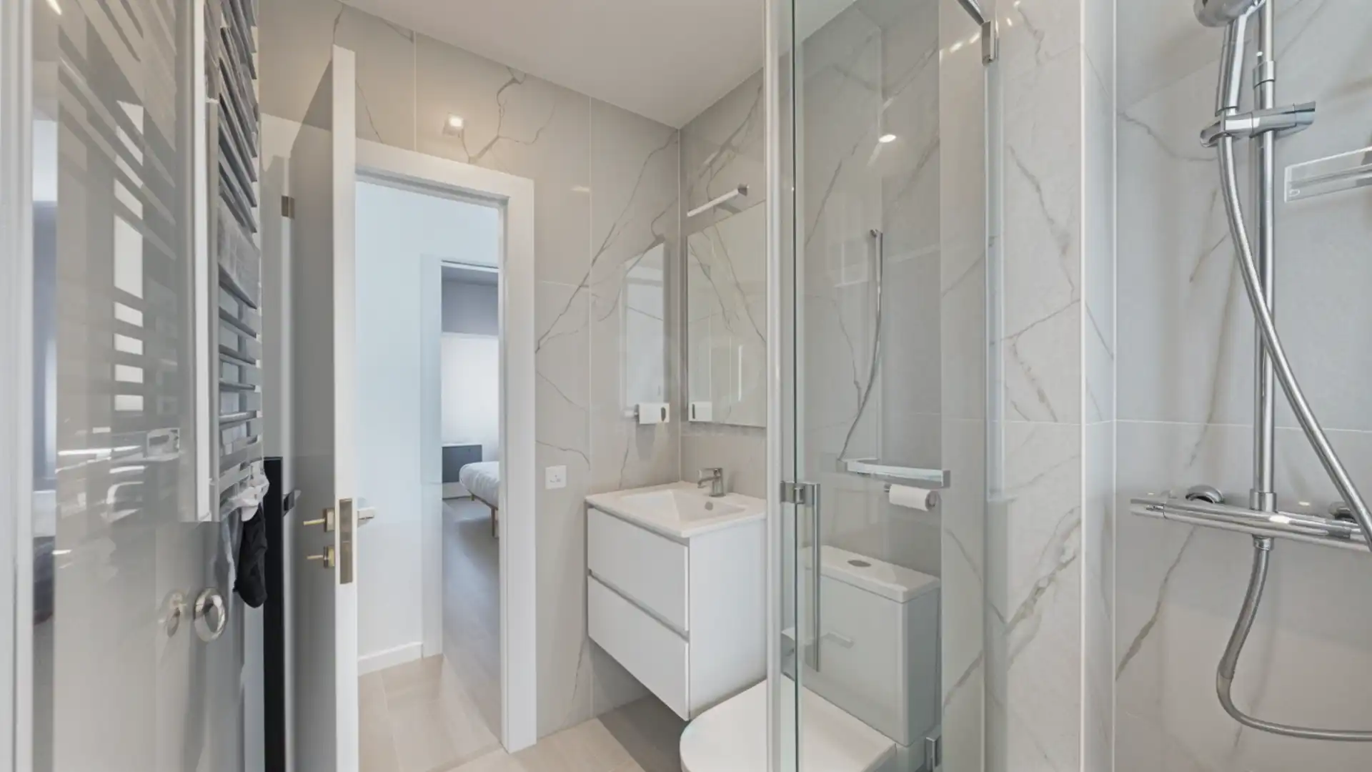 Baño de Piso en venta en Barcelona con Aire acondicionado