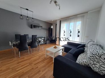Apartment with balcony to rent in Carrer de l'Oli 3