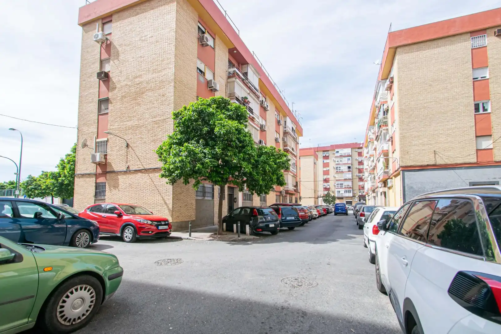 Exterior view of Ground floor for sale in Sevilla