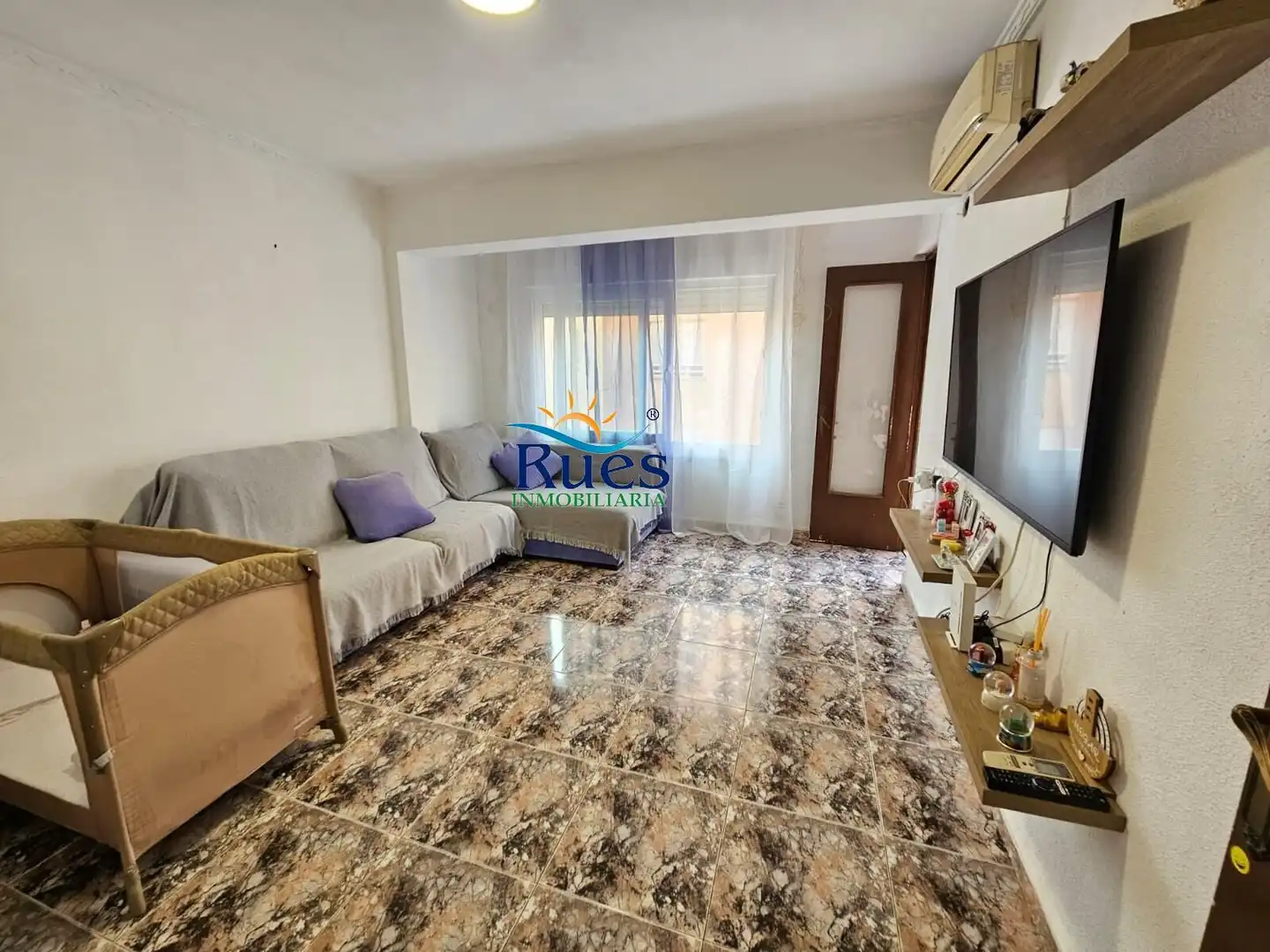 Wohnzimmer von Wohnung zum Verkauf in Castellón de la Plana / Castelló de la Plana mit Klimaanlage und Balkon