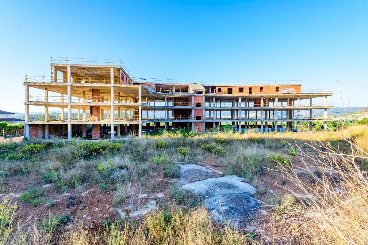 Exterior view of Buildings for sale in Castellnovo