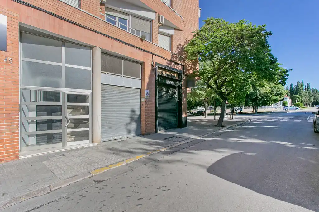 Vista exterior de Garaje en venta en Vilafranca del Penedès