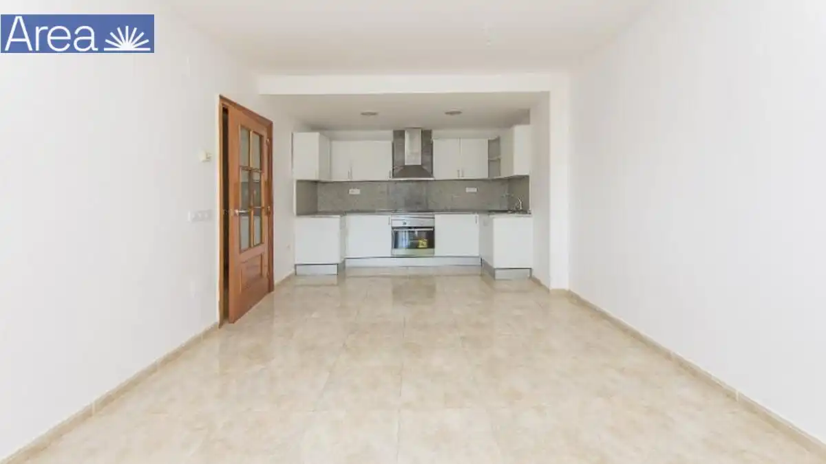 Cocina de Piso en venta en Calella con Terraza y Balcón