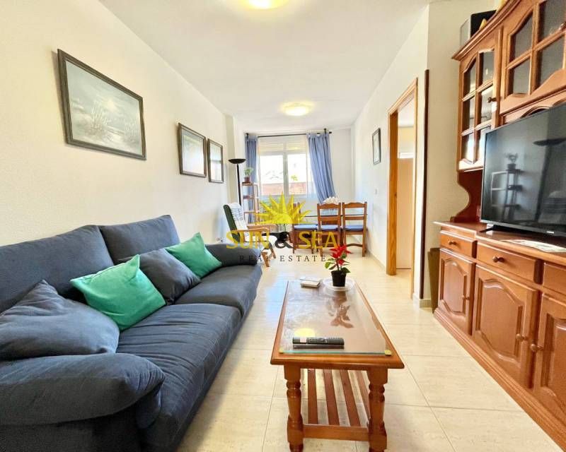 Exterior view of Flat to rent in Guardamar del Segura  with Air Conditioner, Heating and Terrace