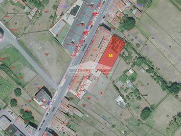 Terreno residencial en venta en Avenida Toques e Friol 76