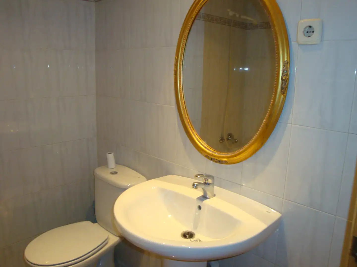 Baño de Piso en venta en Madrid con Aire acondicionado, Calefacción y Parquet