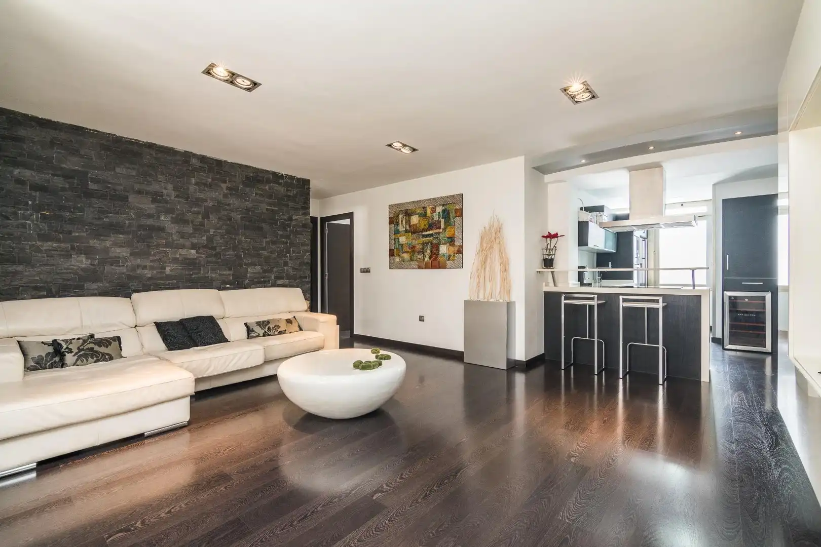 Flat with terrace for sale in Calle DR FERRAN