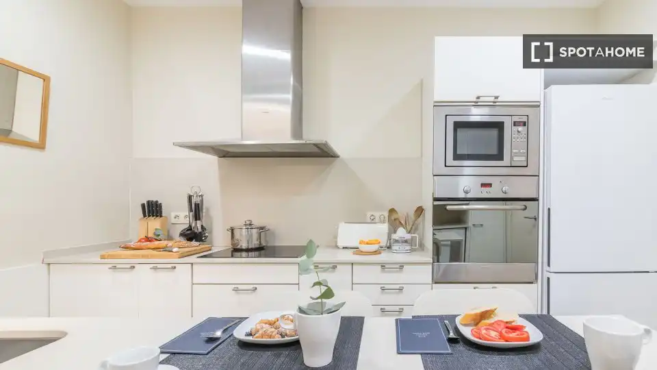 Flat with terrace to rent in Eixample, imagen 7
