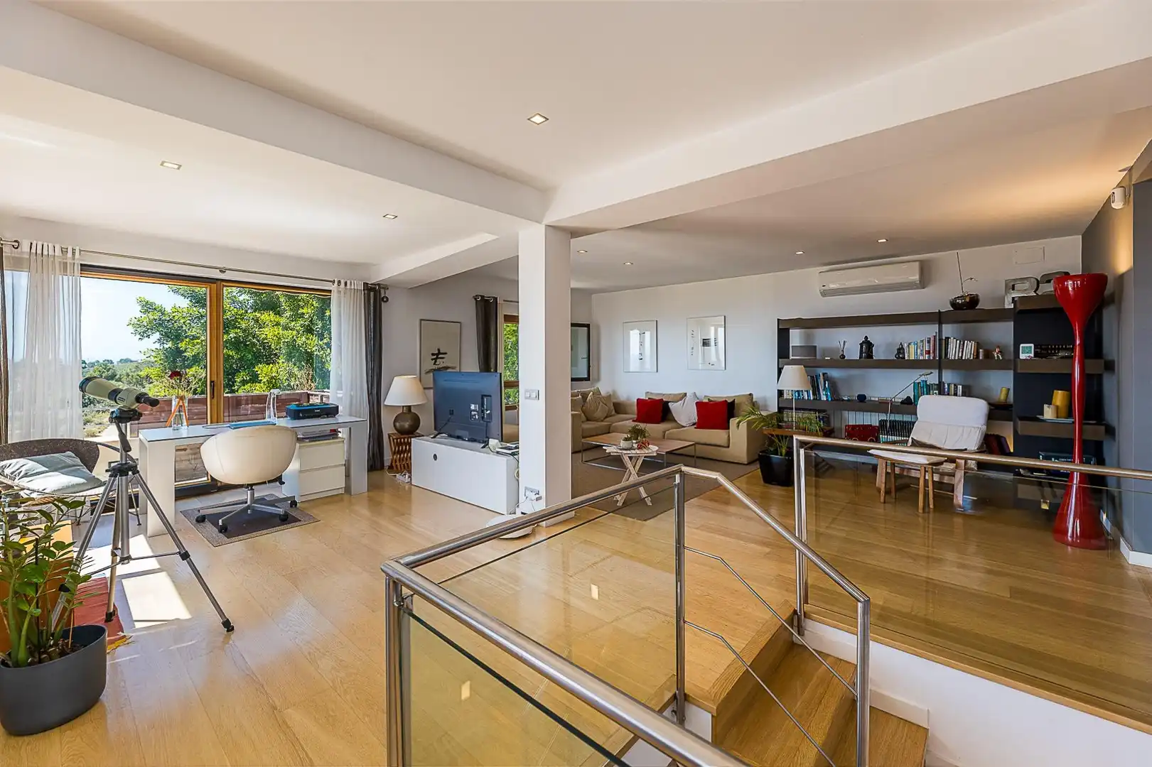 Sala d'estar de Casa o xalet en venda en  Palma de Mallorca amb Aire condicionat, Jardí privat i Terrassa