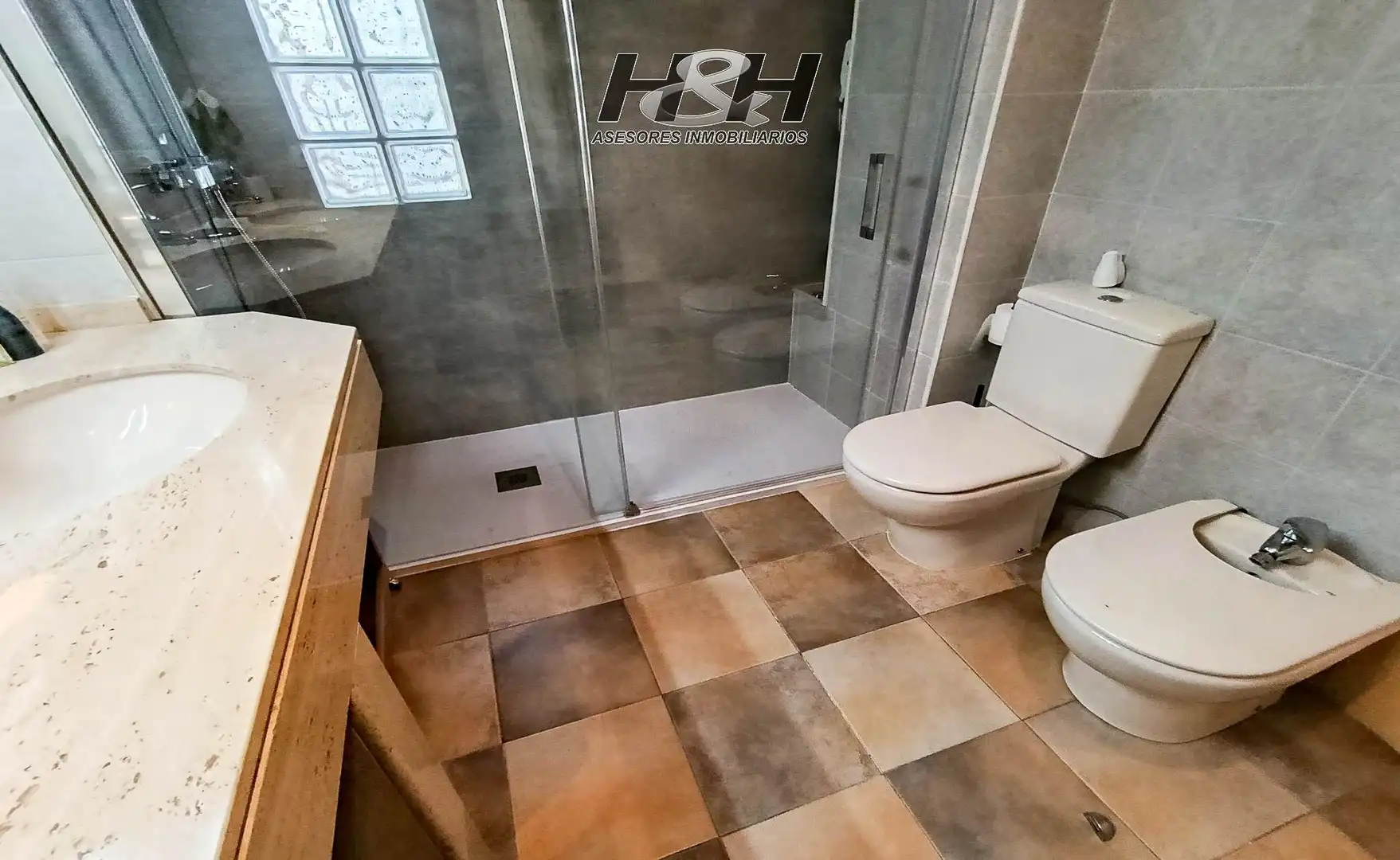 Baño de Casa o chalet en venta en Burjassot con Aire acondicionado, Calefacción y Trastero