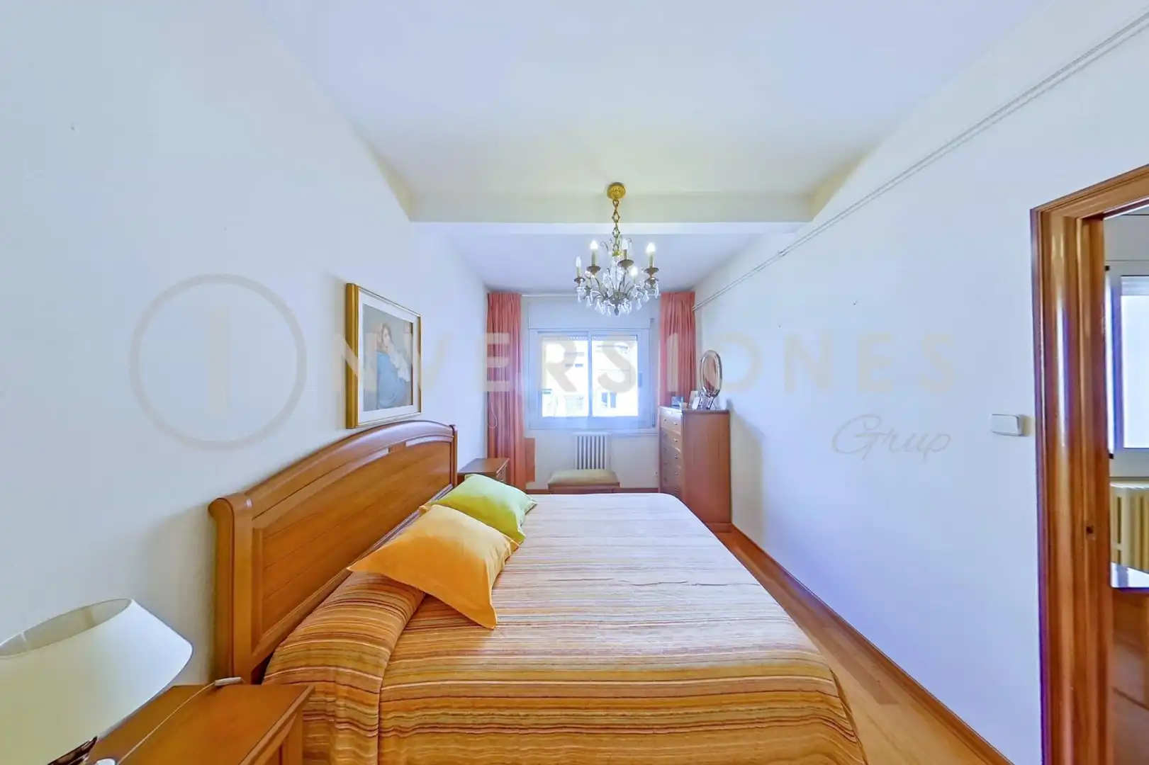Habitación de Piso en venta en Barcelona con Aire acondicionado, Calefacción y Balcón