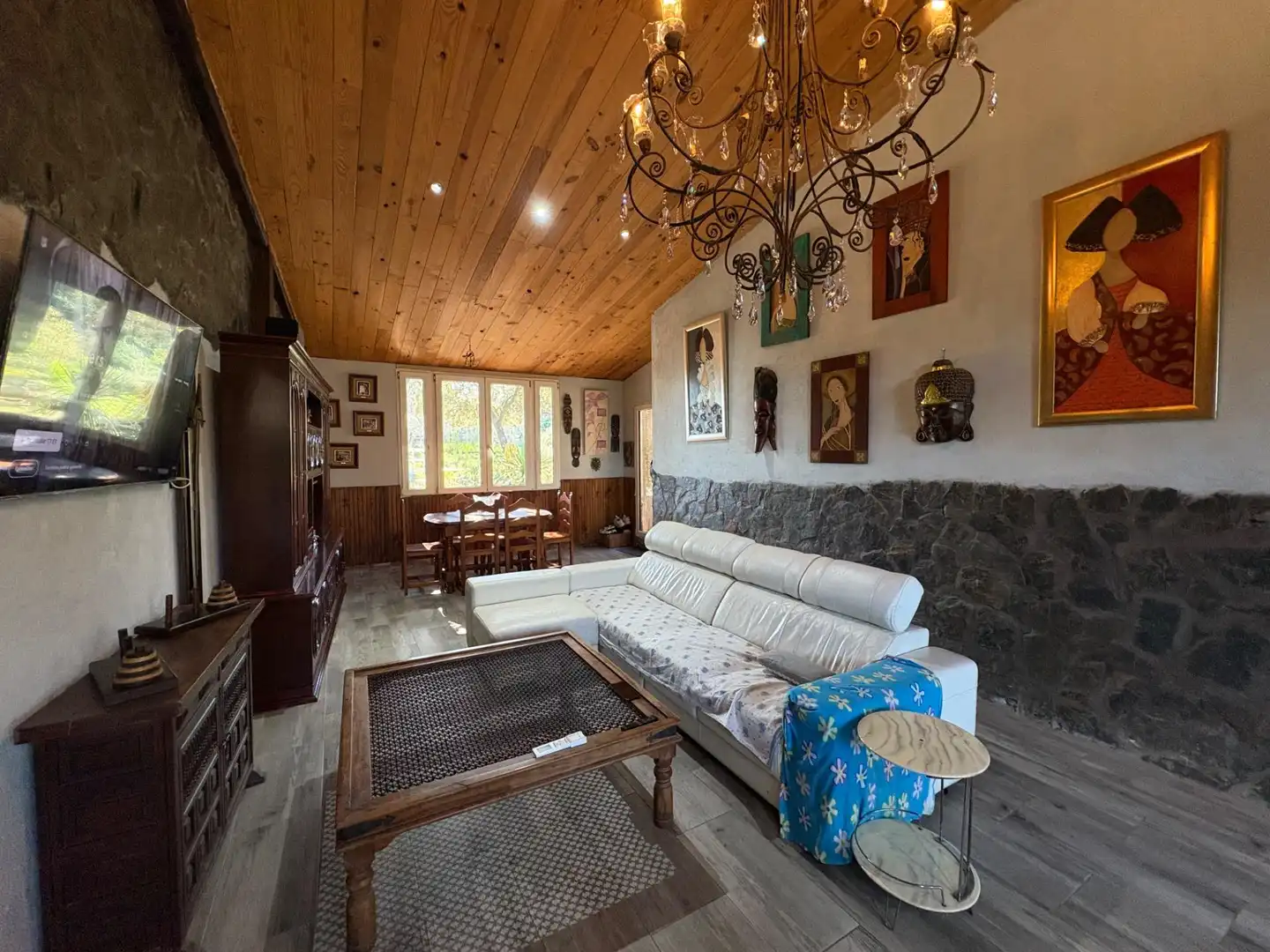 Sala d'estar de Casa o xalet en venda en Loranca de Tajuña amb Aire condicionat, Calefacció i Jardí privat