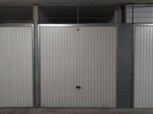 Garaje en Alquiler en Calle San Fernando, 2 en Marchena