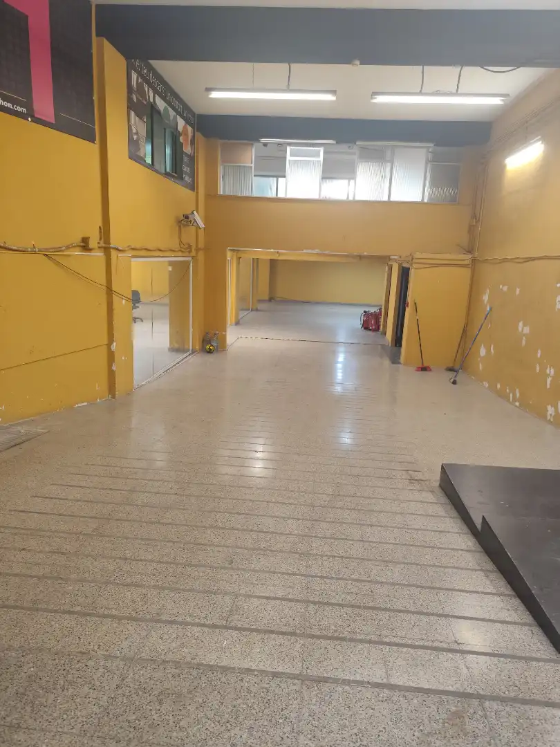Fabrikhallen zur Miete in Barcelona