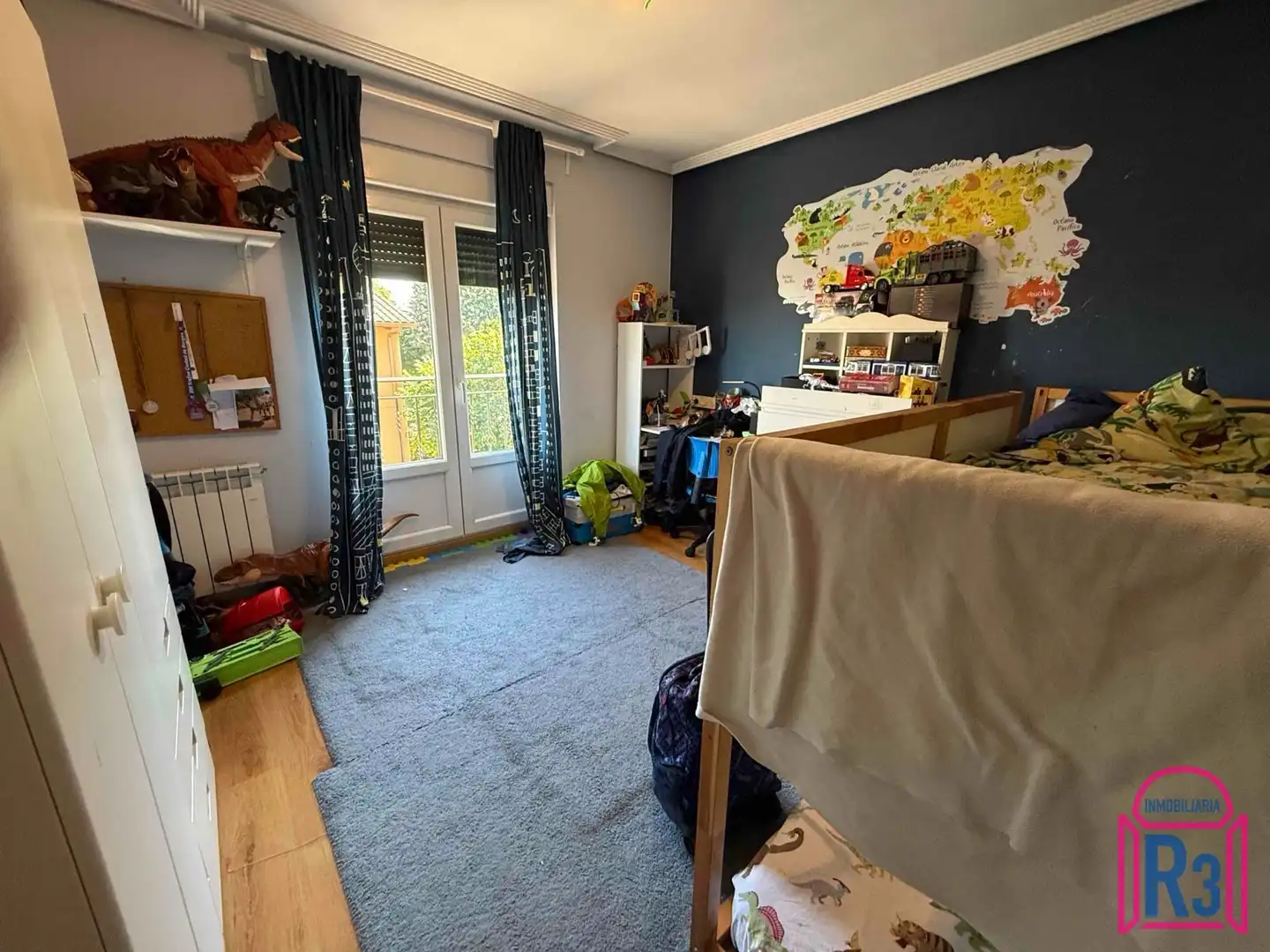 Habitación de Casa adosada en venta en Onzonilla con Calefacción